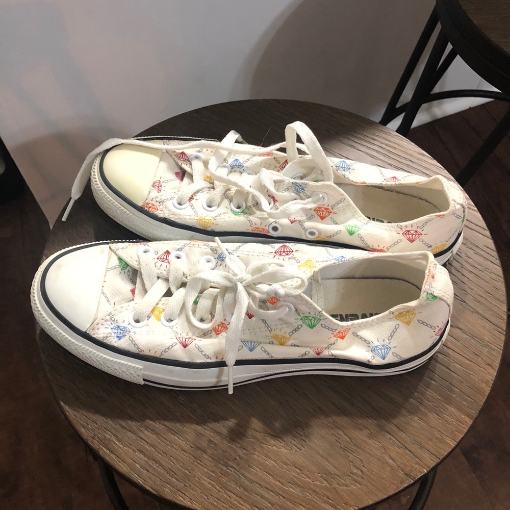 Converse